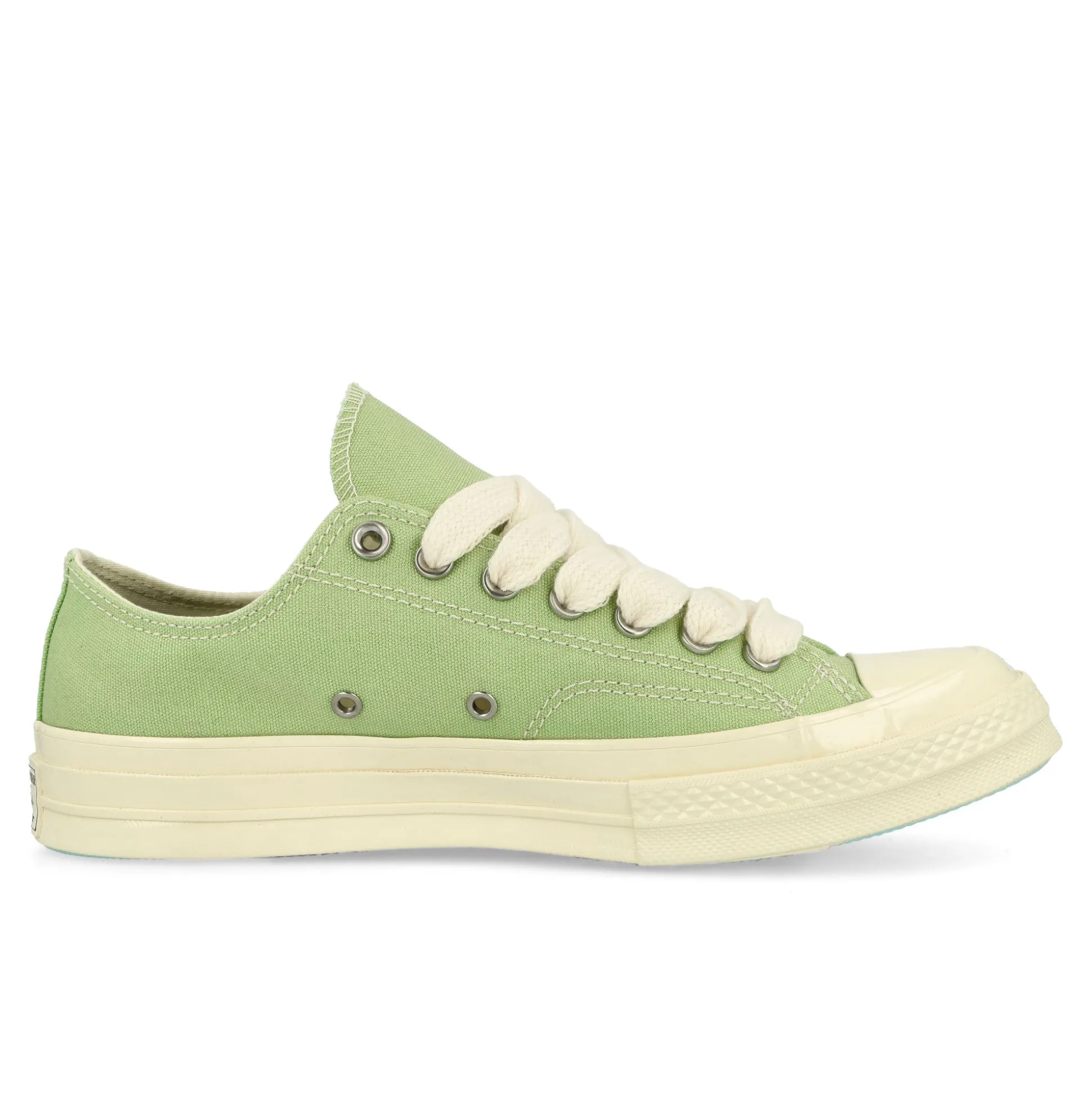 Cheap Chuck 70 OX Low Tops|Basketball & Court