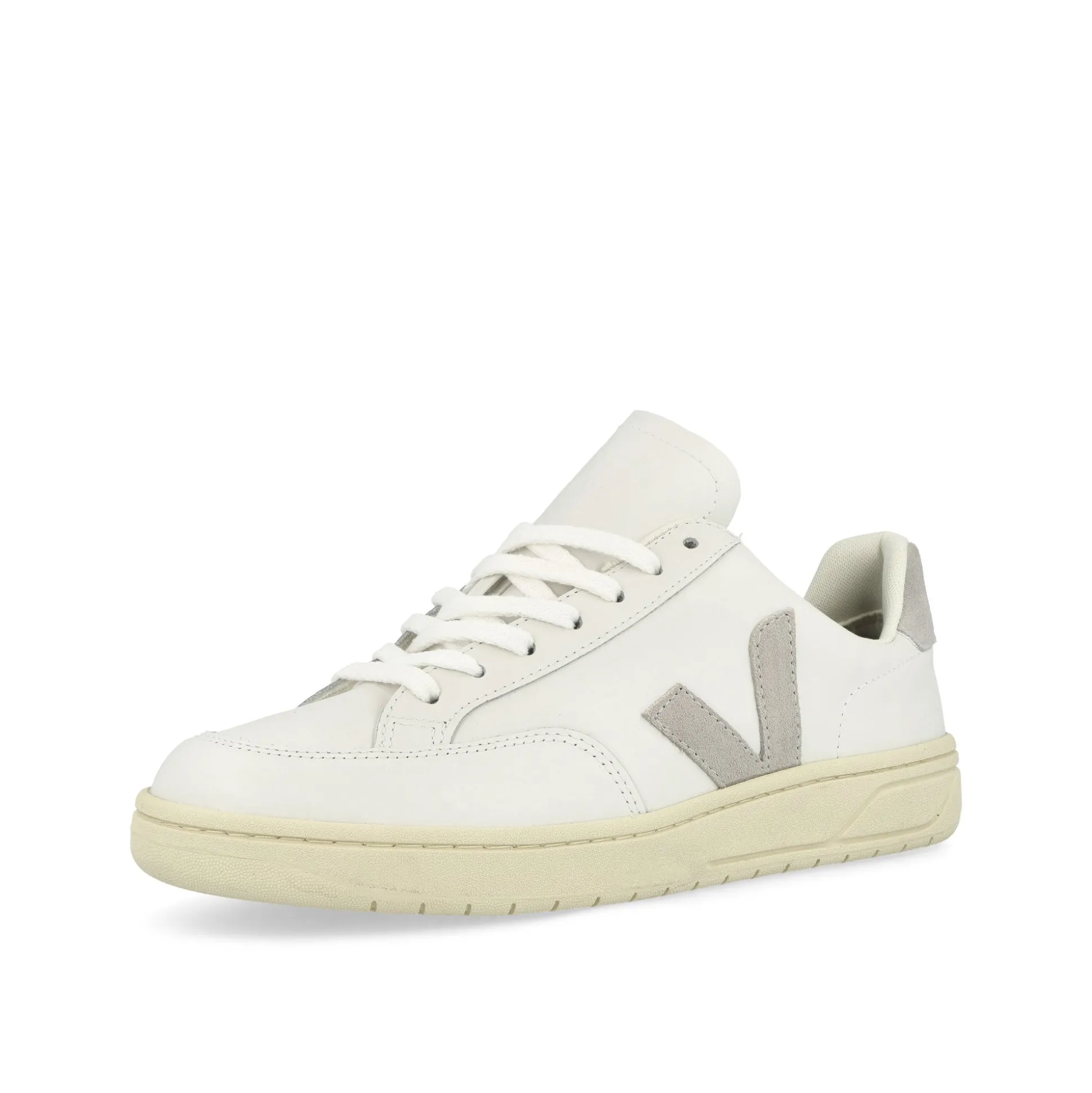 Outlet V-12 Leather Low Tops