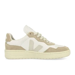 Store W V-90 Women Low Tops
