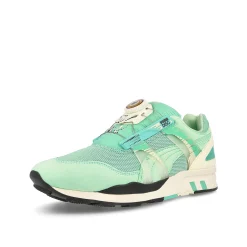 Online XS 7000 Women Low Tops|The Classics